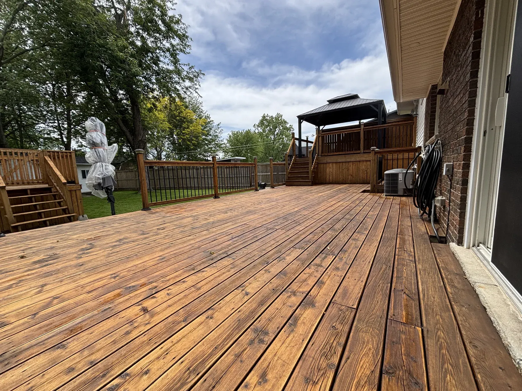 Fort Erie deck — finished view overlooking the yard